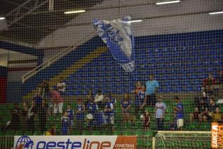 Falco, o Rei do Futsal, promoveu jogo festivo no Alcides Pan