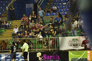 Falco, o Rei do Futsal, promoveu jogo festivo no Alcides Pan
