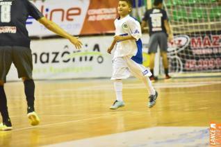 Falco, o Rei do Futsal, promoveu jogo festivo no Alcides Pan