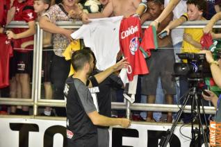 Falco, o Rei do Futsal, promoveu jogo festivo no Alcides Pan