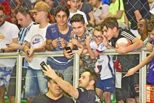 Falco, o Rei do Futsal, promoveu jogo festivo no Alcides Pan