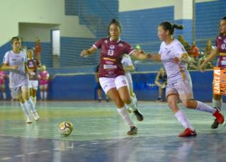 SUB 17 - Confira especial fotogrfico equipe feminino Sub 17 da Afeto