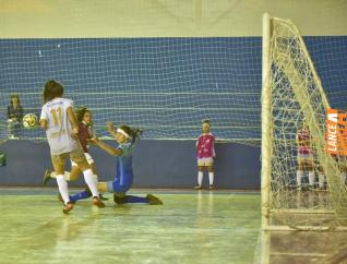 SUB 17 - Confira especial fotogrfico equipe feminino Sub 17 da Afeto