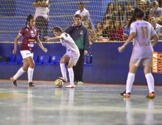 SUB 17 - Confira especial fotogrfico equipe feminino Sub 17 da Afeto