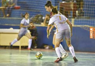 SUB 17 - Confira especial fotogrfico equipe feminino Sub 17 da Afeto