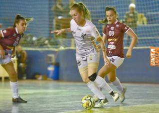 SUB 17 - Confira especial fotogrfico equipe feminino Sub 17 da Afeto