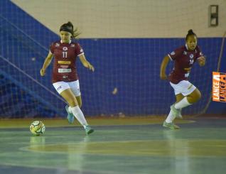 SUB 17 - Confira especial fotogrfico equipe feminino Sub 17 da Afeto