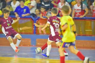 Toledo  campeo na categoria Sub 7 da Copa Kids de Futsal Menores