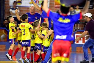 Toledo  campeo na categoria Sub 7 da Copa Kids de Futsal Menores