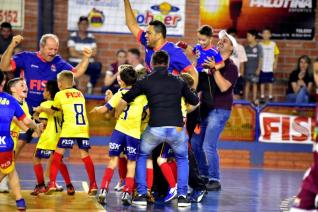 Toledo  campeo na categoria Sub 7 da Copa Kids de Futsal Menores