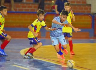 Toledo  campeo na categoria Sub 7 da Copa Kids de Futsal Menores
