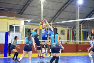 FUNET realiza competio de voleibol feminino com participao de 16 equipes