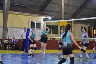 FUNET realiza competio de voleibol feminino com participao de 16 equipes