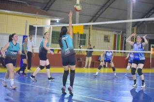 FUNET realiza competio de voleibol feminino com participao de 16 equipes