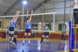 FUNET realiza competio de voleibol feminino com participao de 16 equipes