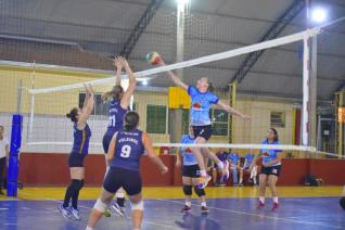 FUNET realiza competio de voleibol feminino com participao de 16 equipes
