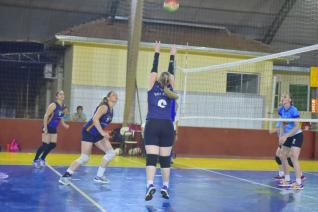FUNET realiza competio de voleibol feminino com participao de 16 equipes