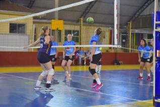 FUNET realiza competio de voleibol feminino com participao de 16 equipes