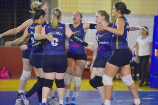 FUNET realiza competio de voleibol feminino com participao de 16 equipes