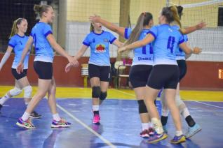 FUNET realiza competio de voleibol feminino com participao de 16 equipes