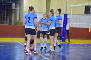 FUNET realiza competio de voleibol feminino com participao de 16 equipes