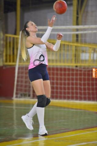 FUNET realiza competio de voleibol feminino com participao de 16 equipes