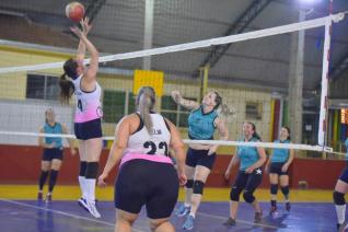 FUNET realiza competio de voleibol feminino com participao de 16 equipes