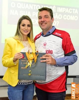 PUC Toledo homenageia profissionais de Educao Fsica