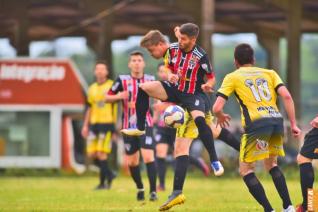 Mandarina perde por 3 a 0 para So Paulo no jogo de ida do Amador 2019