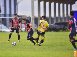 Mandarina perde por 3 a 0 para So Paulo no jogo de ida do Amador 2019