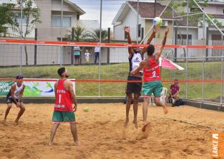 Vlei de praia ser atraes com disputas por medalhas hoje  tarde