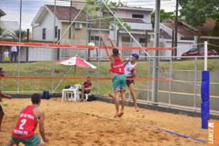 Vlei de praia ser atraes com disputas por medalhas hoje  tarde