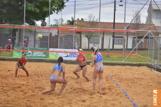 Vlei de praia ser atraes com disputas por medalhas hoje  tarde