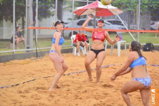 Vlei de praia ser atraes com disputas por medalhas hoje  tarde