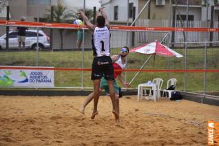 Vlei de praia ser atraes com disputas por medalhas hoje  tarde