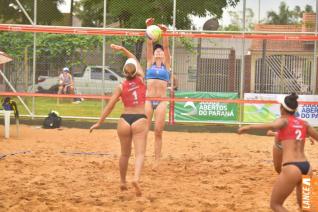 Vlei de praia ser atraes com disputas por medalhas hoje  tarde