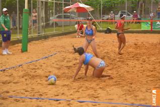 Vlei de praia ser atraes com disputas por medalhas hoje  tarde