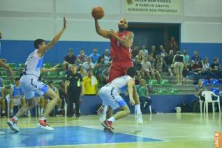 Basquetebol  atrao hoje no ginsio de esportes Jaime Zeni 