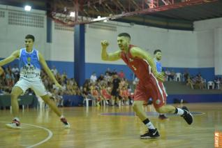 Basquetebol  atrao hoje no ginsio de esportes Jaime Zeni 