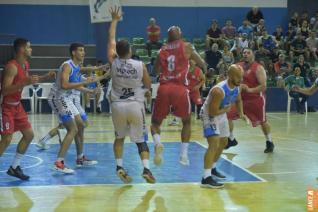 Basquetebol  atrao hoje no ginsio de esportes Jaime Zeni 