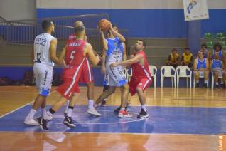 Basquetebol  atrao hoje no ginsio de esportes Jaime Zeni 