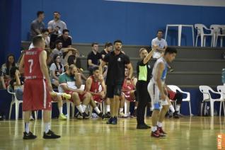Basquetebol  atrao hoje no ginsio de esportes Jaime Zeni 