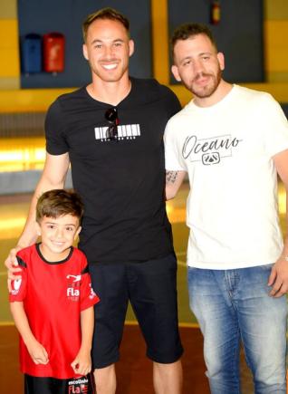 ANDR LUIZ VISITA ESCOLINHA DE FUTSAL DO INCOMAR