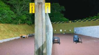 Clube de Tiro ATTOL com iluminao para treino noturno