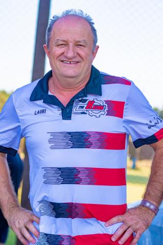 Ferro Velho Heiss completa 40 anos de histria