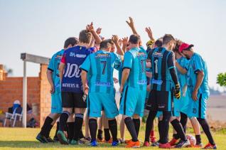 Frank Futebol Clube inaugura fardamento confeccionado pela Jaclani Esportes
