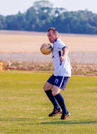 Frank Futebol Clube inaugura fardamento confeccionado pela Jaclani Esportes