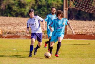 Frank Futebol Clube inaugura fardamento confeccionado pela Jaclani Esportes