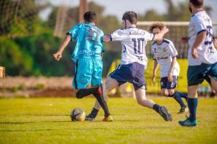 Frank Futebol Clube inaugura fardamento confeccionado pela Jaclani Esportes
