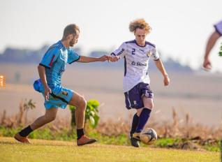 Frank Futebol Clube inaugura fardamento confeccionado pela Jaclani Esportes